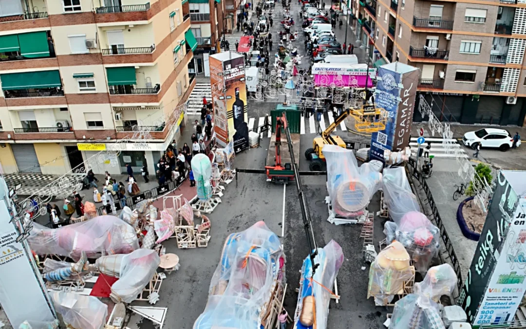 Los artistas falleros ante su mayor desafío: cómo garantizar el futuro de un oficio único